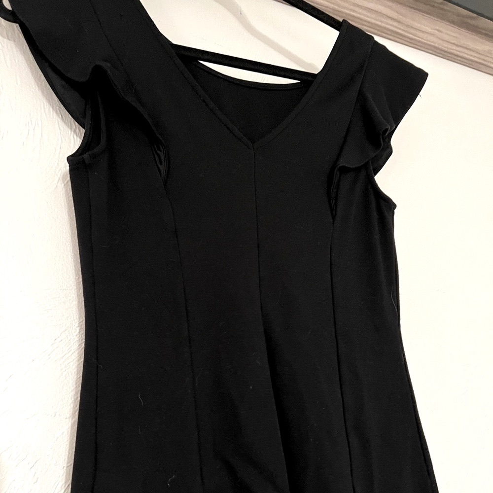 Black Flutter Sleeve Top